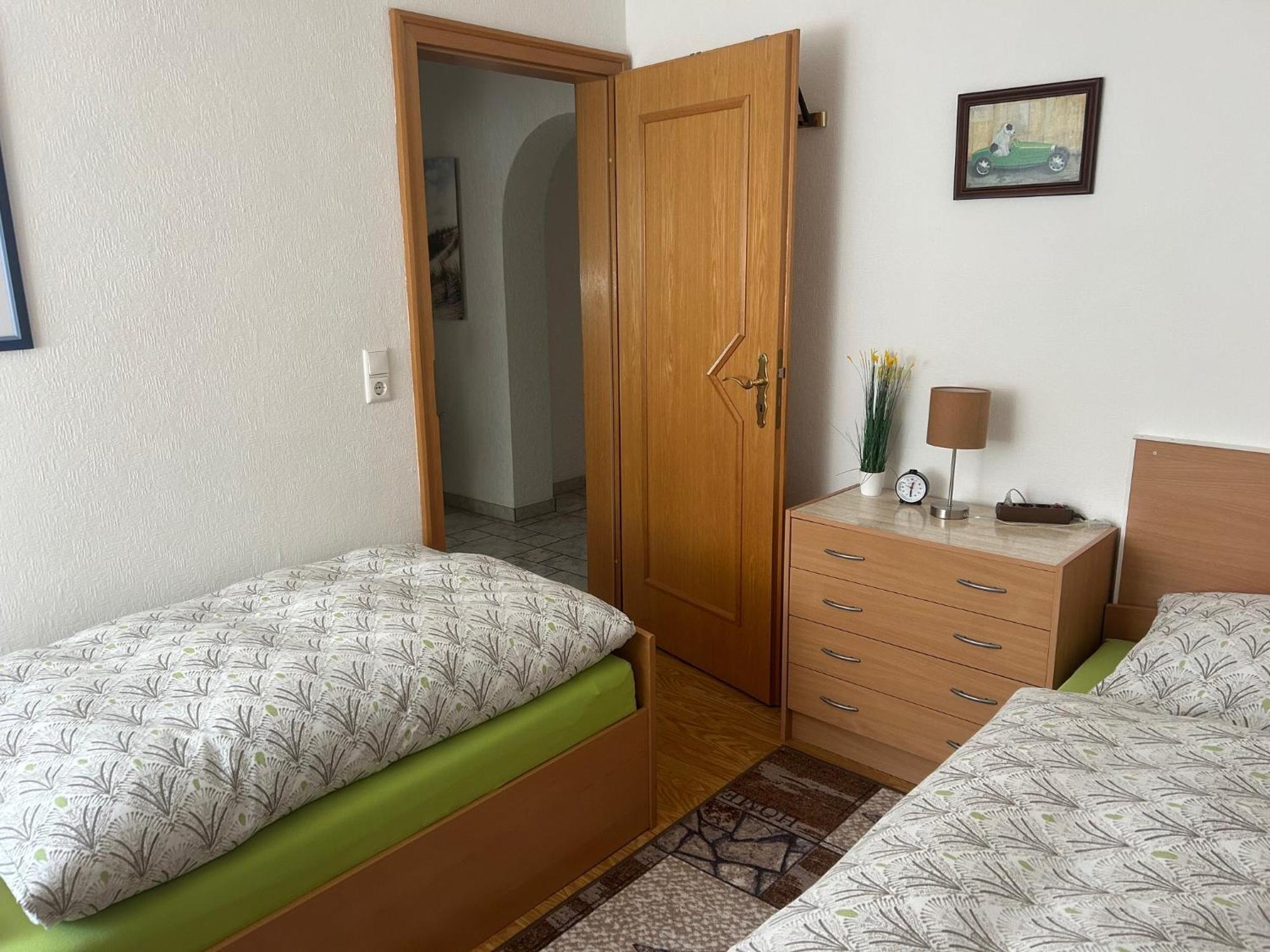 Ferienwohnung Am Wald - Naehe Funpark Цирндорф Екстериор снимка